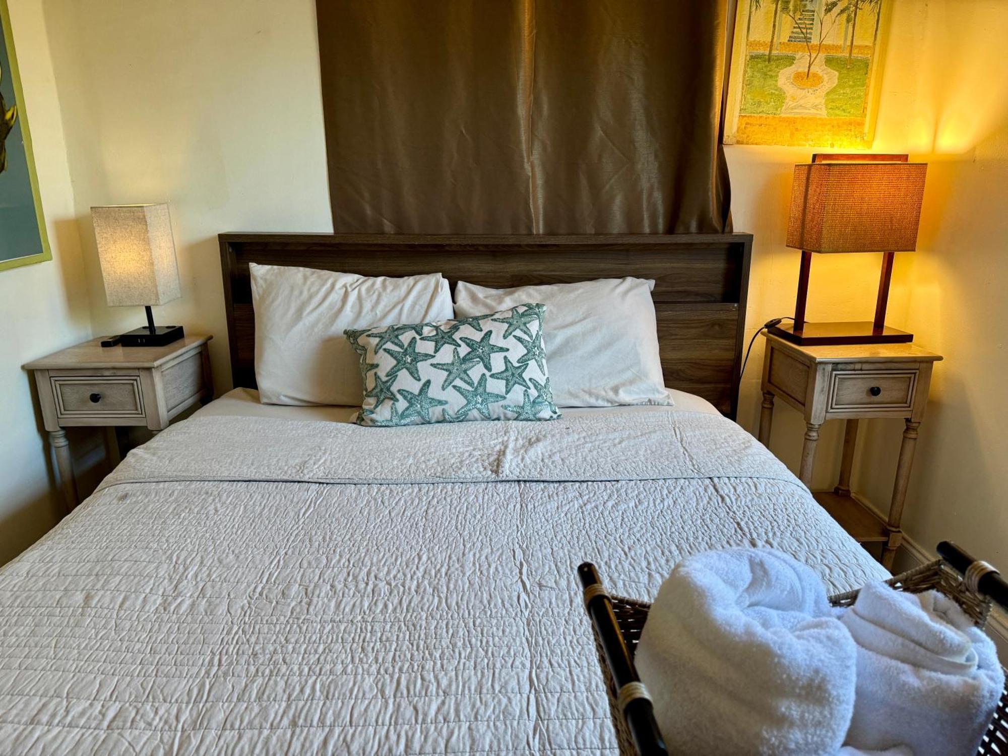 Private Rooms At Miami Centrally Located With Free Parking Exterior foto