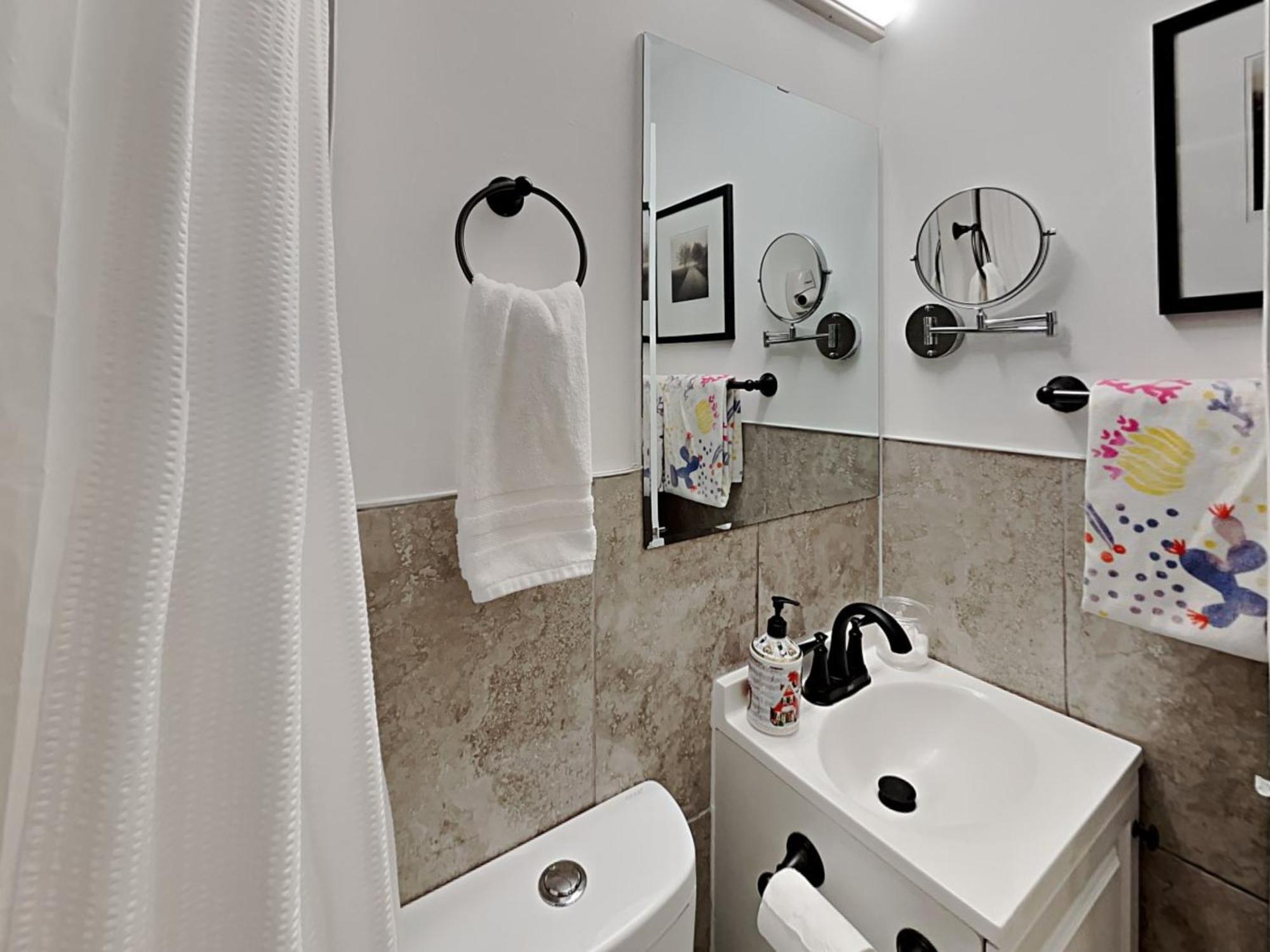 Private Rooms At Miami Centrally Located With Free Parking Exterior foto